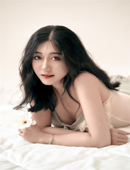 《来自深渊深沉灵魂的黎明》观看攻略：如何把握情感线索与心理变化 提高审美能力